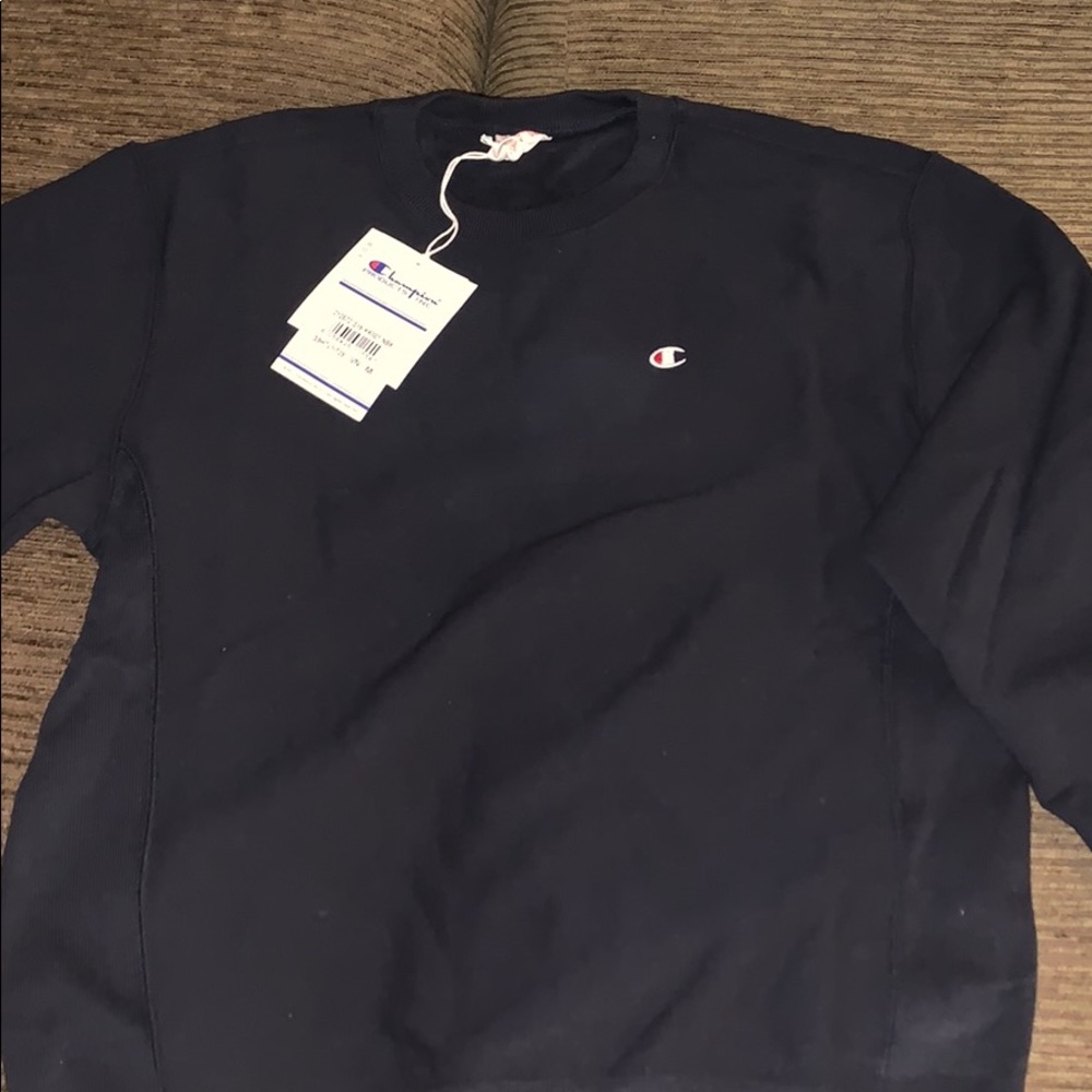 Men’s champion sweatshirt size M for sale